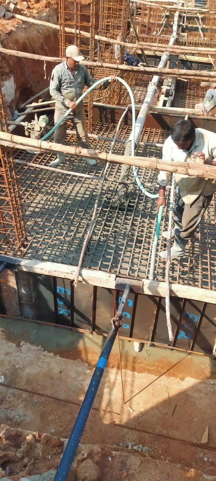 Concrete pour under engineering supervision